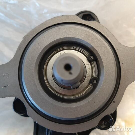 Насос гур Toyota Land Cruiser 80 / 100