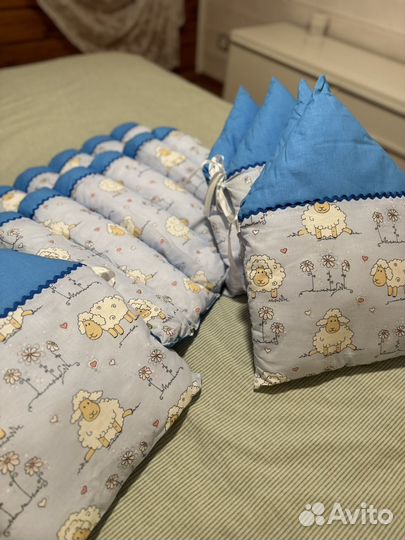 Бортики в кроватку