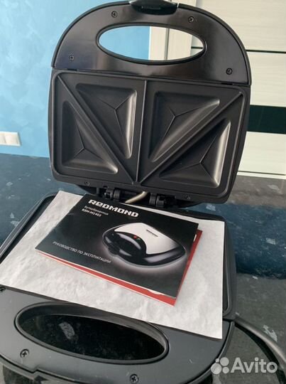 Бутербродница redmond