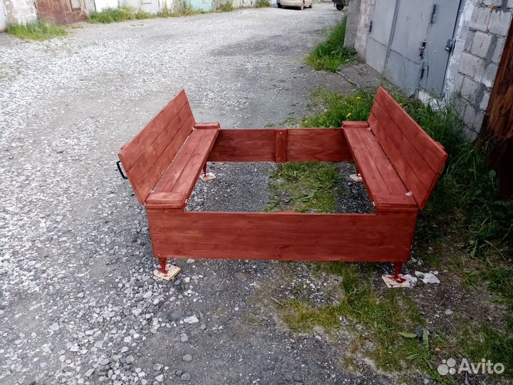 Песочница с крышкой
