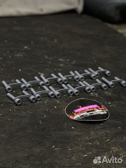 Болты крепления редуктора е34