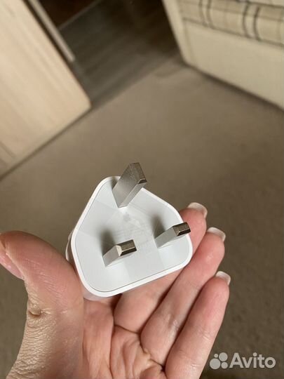 Оригинальное зарядное устройство для iPhone