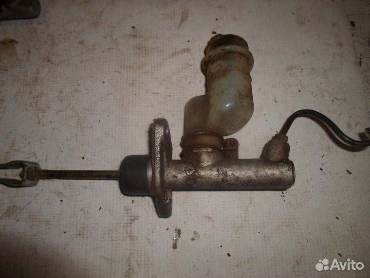 Цилиндр сцепления главный (Hyundai Accent)