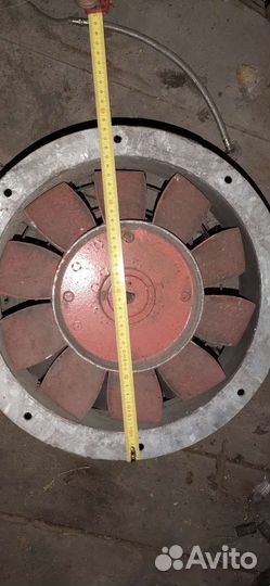 Двигатель с вентилятором