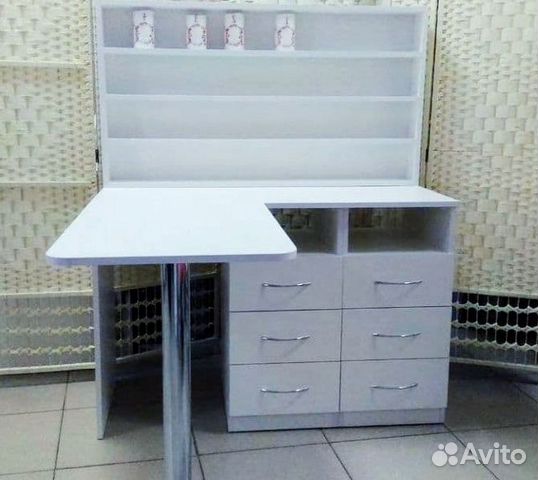 Маникюрный стол складной