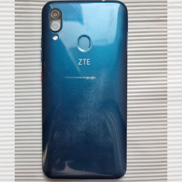 ZTE Blade V10 Vita, 2/32 ГБ, 2 SIM