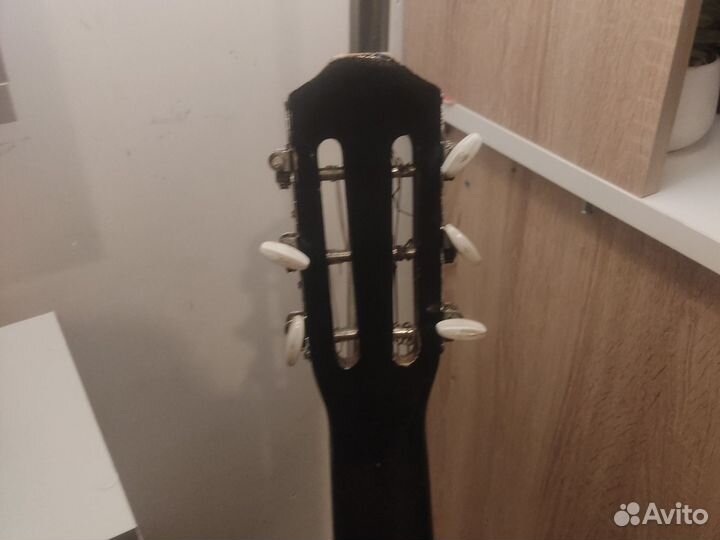 Гитара акустическая