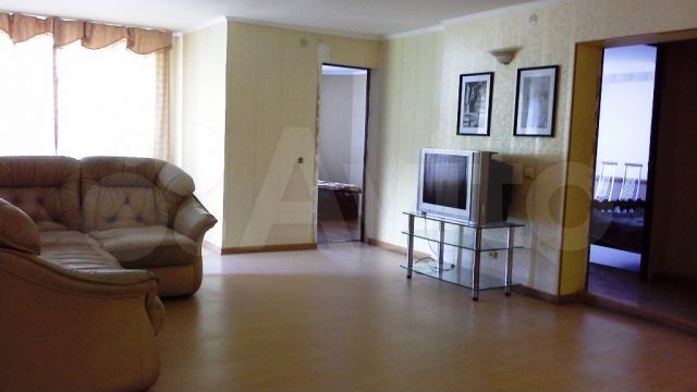 Дом 250 м² на участке 6 сот.