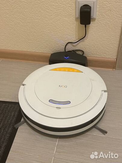 Робот пылесос doni