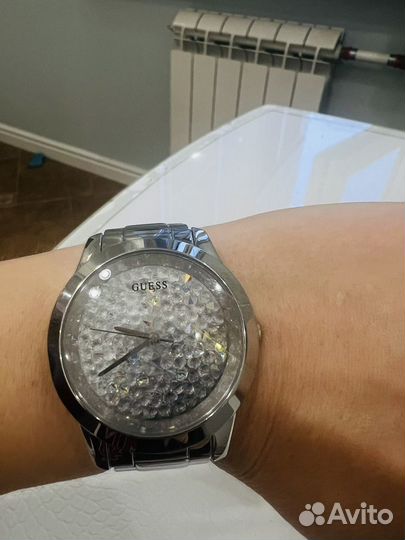 Часы женские Guess Swarovski