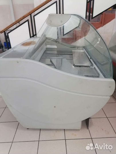 Холодильная витрина бу