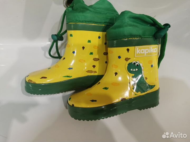 Детские резиновые сапоги