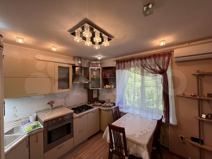 1-к. квартира, 37 м², 3/5 эт.