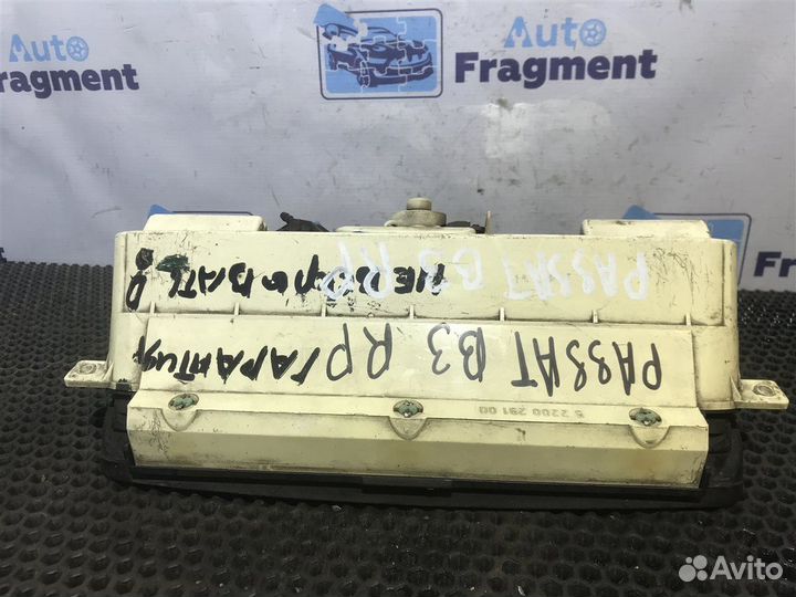 Панель приборов Vw Passat B3 1.8 RP 1988