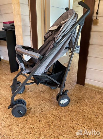 Прогулочная коляска трость