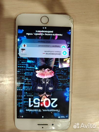 iPhone 8 plus 64 гб