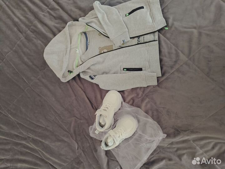 Пакет одежды и обуви на мальчика 4-5 лет
