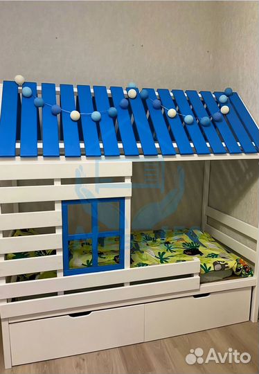 Кровать Домик