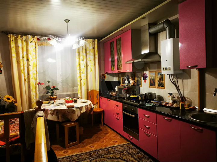 Дом 250 м² на участке 15 сот.