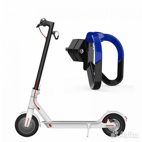 Двойной крюк-вешалка на рулевую стойку самоката