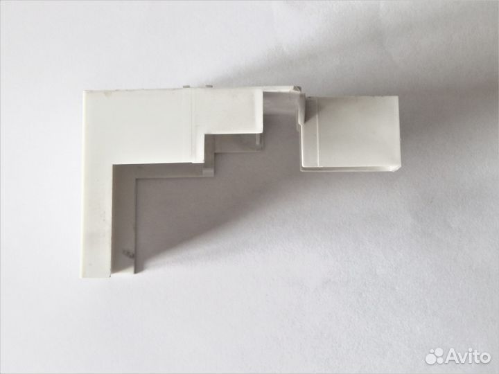 Крышка насоса стиральной машины Bosch 00187305