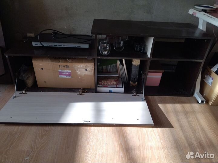 Тумба под телевизор