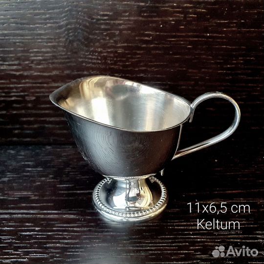 Сахарница молочник на подносе