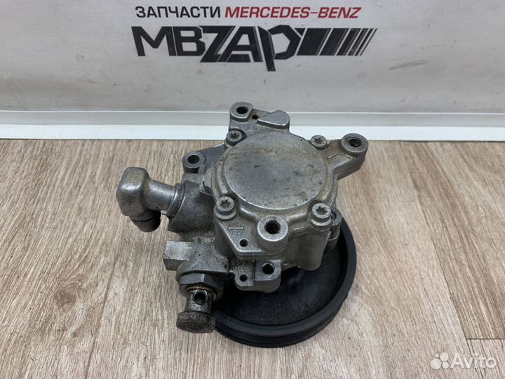Насос гур на запчасти Mercedes W164 ML 164