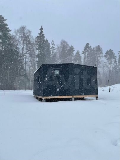 Дом 27 м² на участке 1,5 га