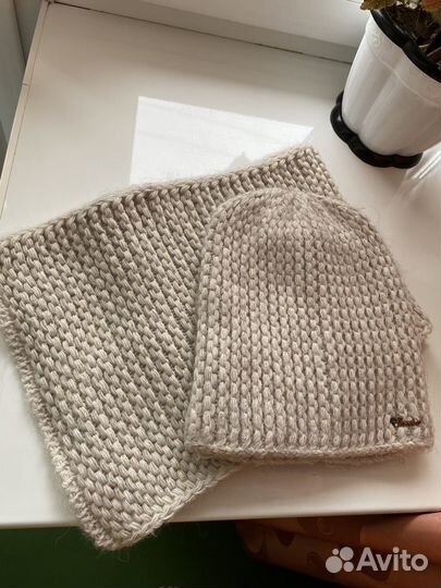 Шапка и шарф женские