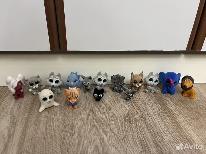 Пакетом игрушки из свитбокс, киндер и тд