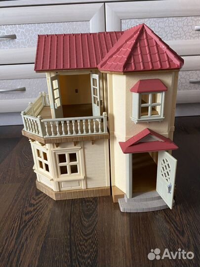 Кукольный домик