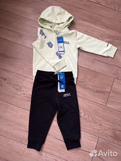 Спортивный костюм adidas детский на мальчика 92