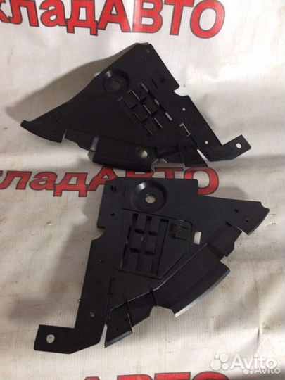 Пыльник бампера Renault Logan