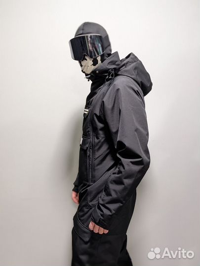 Комбинезон сноубордический горнолыжный мембранный