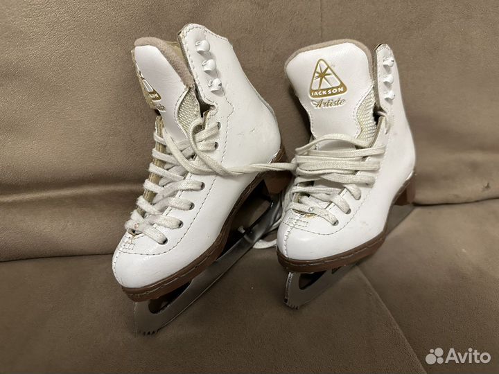 Фигурные коньки jackson artiste 9C