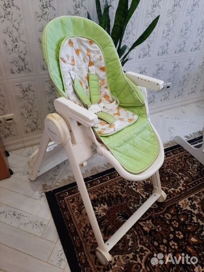 Стульчик для кормления Capella