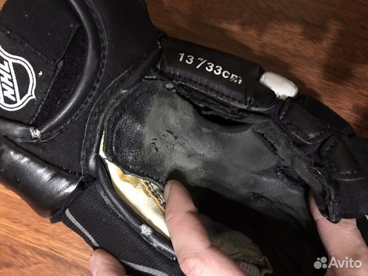 Краги хоккейные