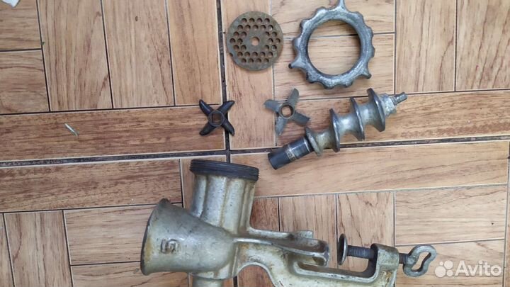 Мясорубка ручная