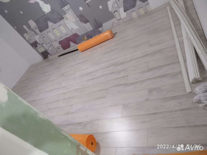 Укладка ламината,кварцвенила,линолеума