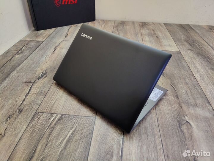 Lenovo ideapad 320-15IKB