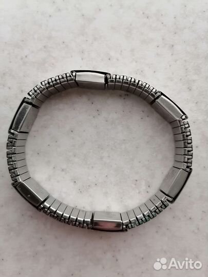 Магнитный браслет 