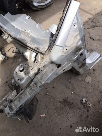 Передний левый лонжерон Ford Focus 2