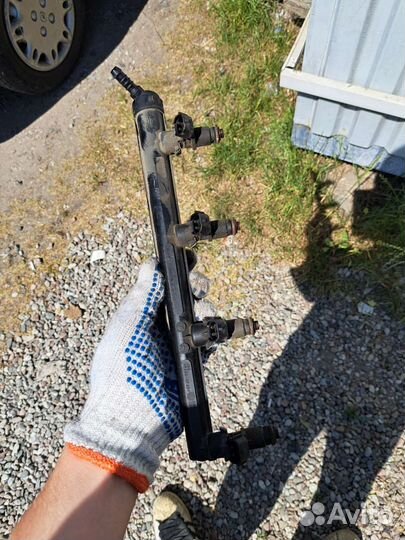 Топливная рейка Skoda Rapid / VW Polo