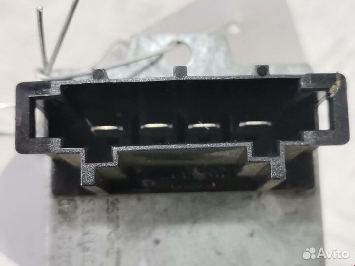 Сопротивление печки Volkswagen Transporter T4 1997