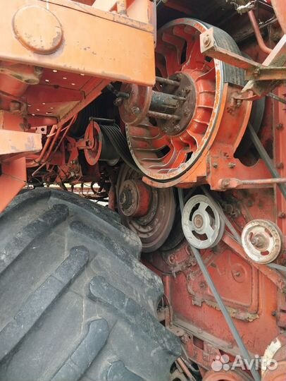 Комбайн Ростсельмаш Дон 1500А, 1992