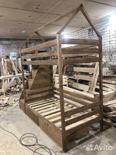 Кровать двухьярусная Домик с системой хранения