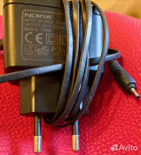 Зарядка для Nokia тонкая
