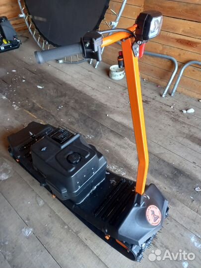 Мотосноуборд