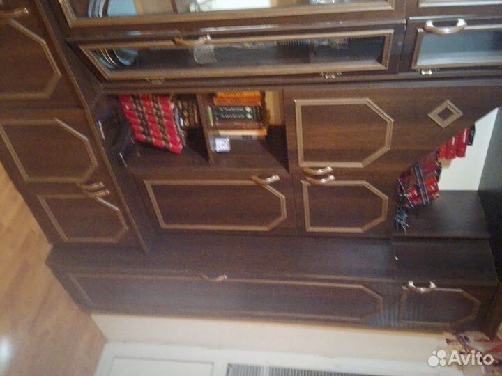 Продам стенку бу спмовывоз5